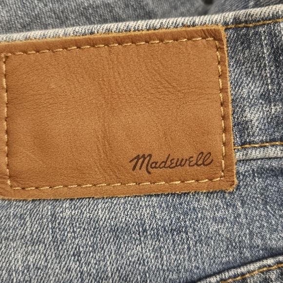 Madewell Sz 25 9" High Rise Skinny Distressed Raw Hem Light Wash Stretch Jeans - Picture 10 of 14